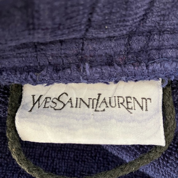 Yves Saint Laurent bathrobe - Picture 3 of 9